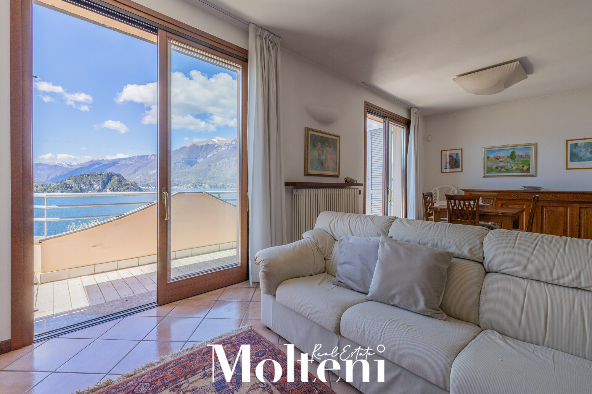 molteni_real_estate_varenna_ vendita_forsale_villa_independent-house_giardino-garden-terrazzo_terrace_vista-lago-lake-view_garage (7)