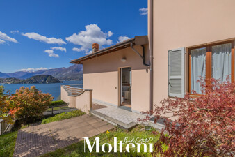 molteni_real_estate_varenna_ vendita_forsale_villa_independent-house_giardino-garden-terrazzo_terrace_vista-lago-lake-view_garage (5)