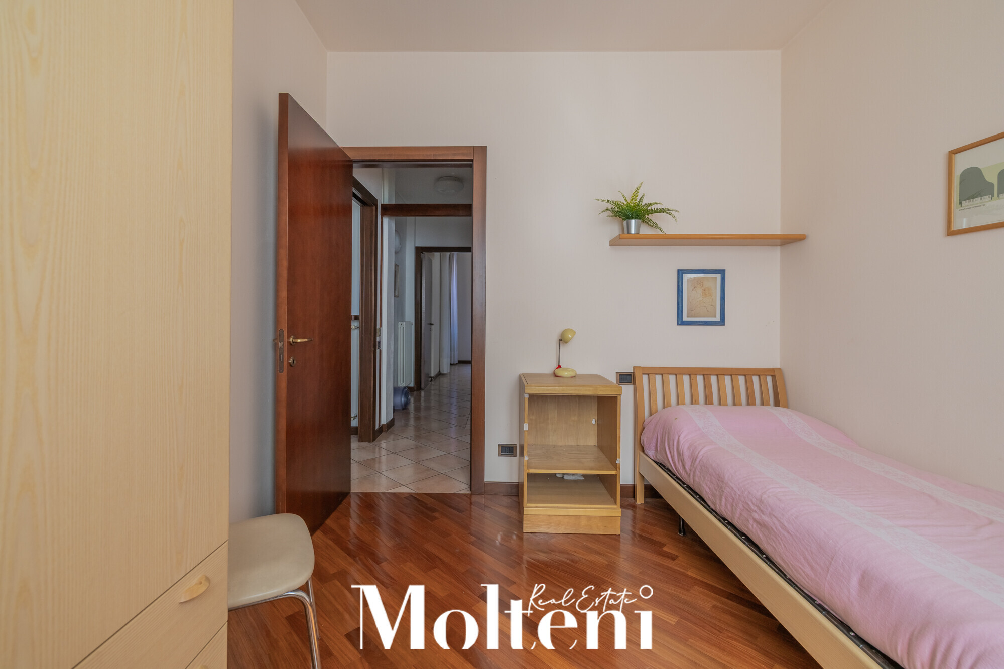 molteni_real_estate_varenna_ vendita_forsale_villa_independent-house_giardino-garden-terrazzo_terrace_vista-lago-lake-view_garage (19)