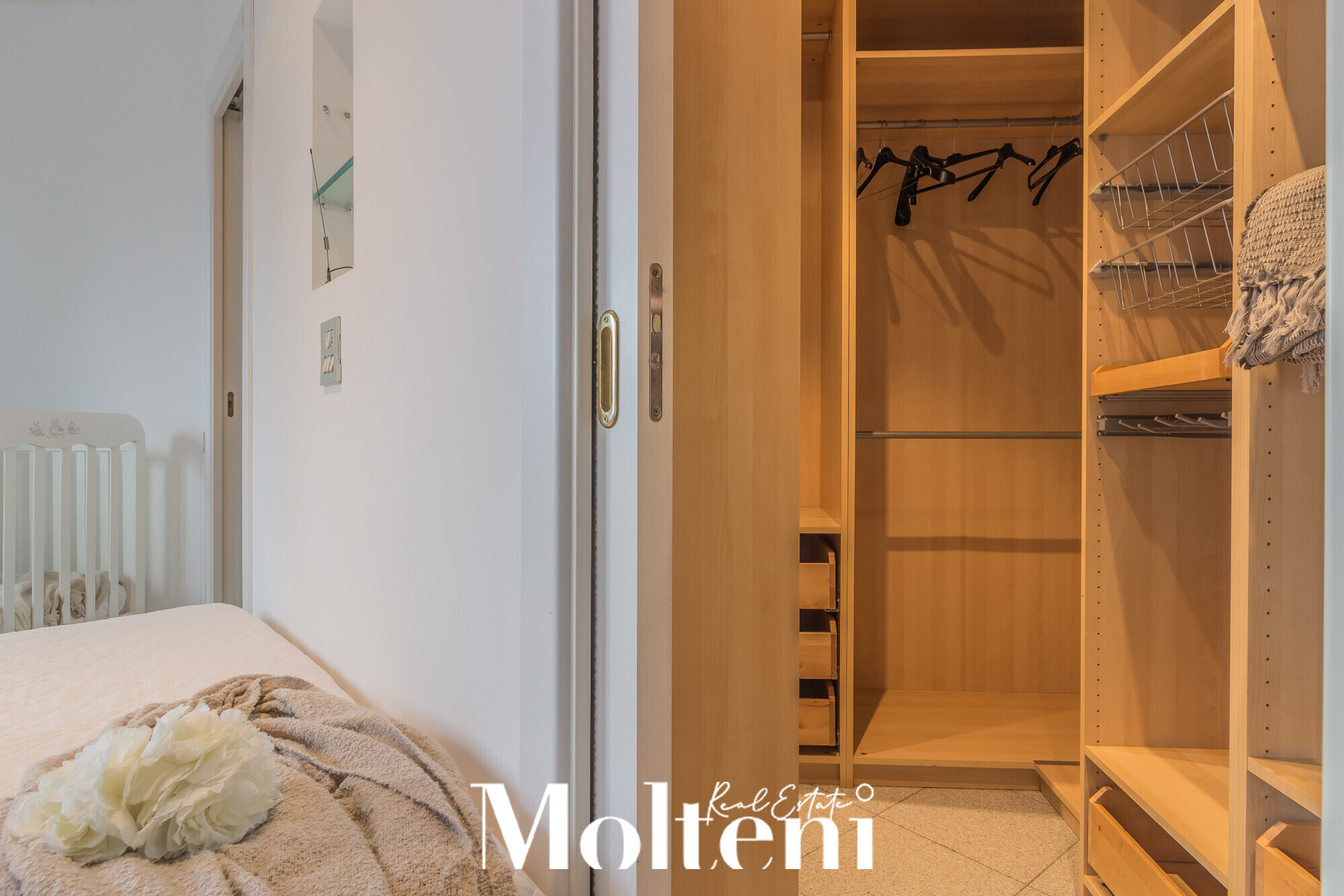 molteni_real_estate_Bellano_vendita_forsale_villetta_garage_vistalago_giardino_terrazzo (12)