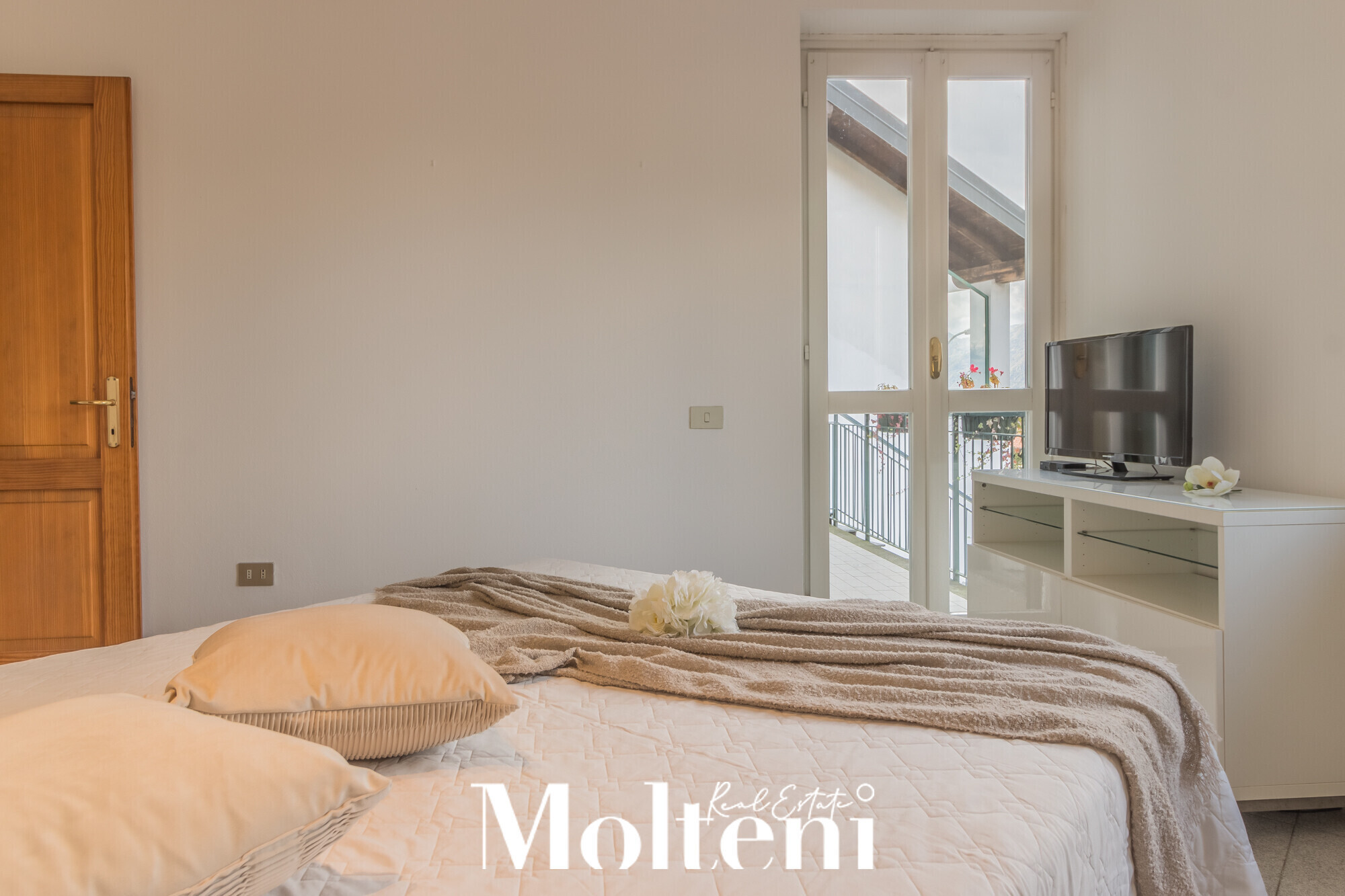 molteni_real_estate_Bellano_vendita_forsale_villetta_garage_vistalago_giardino_terrazzo (13)