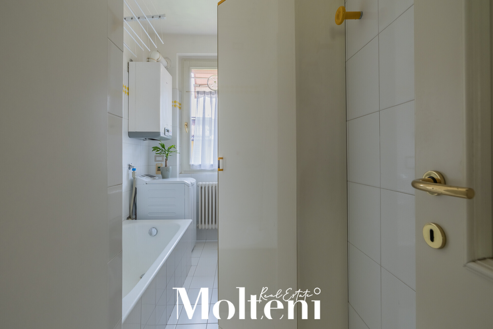 moltenirealestate_lecco_appartamento_apartment_forsale_vendita_terrace_terrazzo_garage (27)