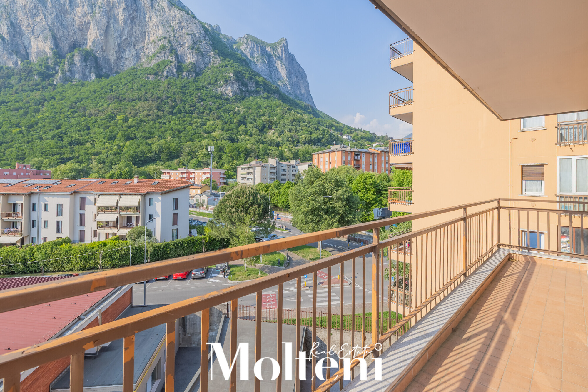 Lecco-appartamento-apartment-quadrilocale-four-room-balcone-molteni-real-estate  (15)