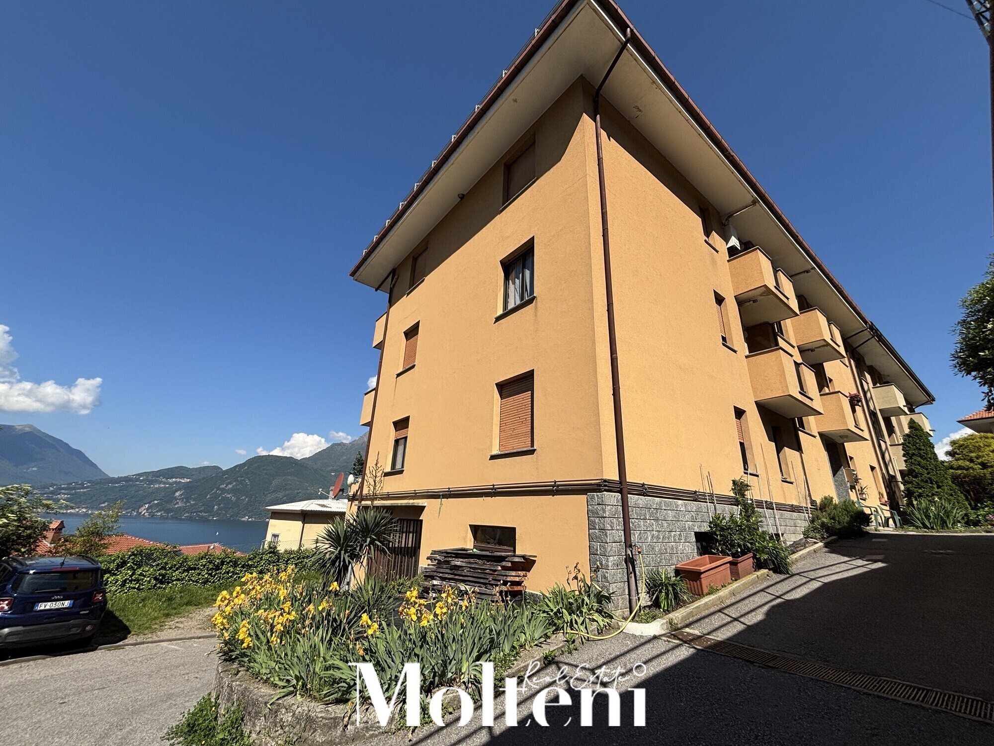 molteni_real_estate_Bellano_vendita_forsale_appartamento_apartment_garage_vistalago_balcone (12)