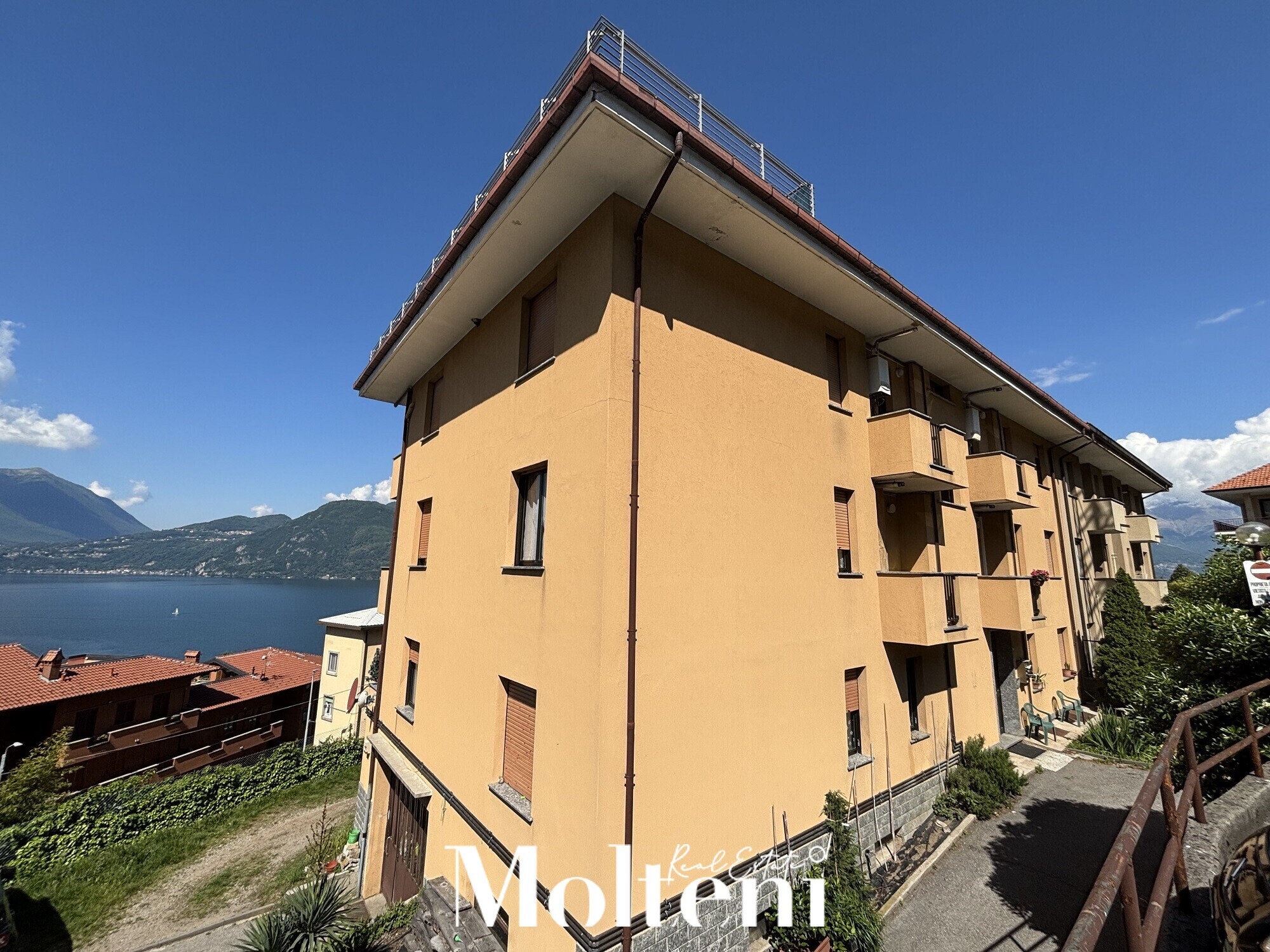 molteni_real_estate_Bellano_vendita_forsale_appartamento_apartment_garage_vistalago_balcone (13)