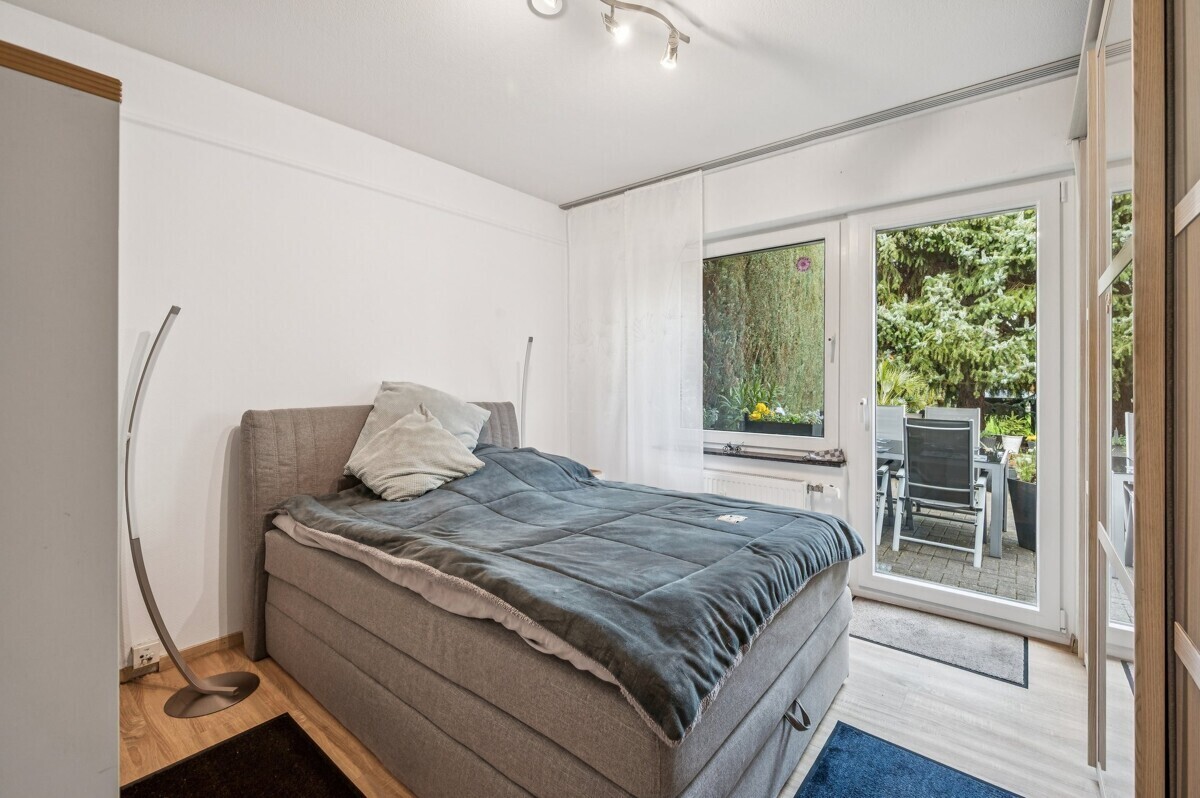 Schlaf- Kinder- oder Arbeitszimmer mit Terrassenzugang (Erdgeschoss)