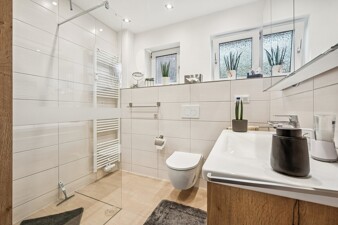 Badezimmer (Erdgeschoss)