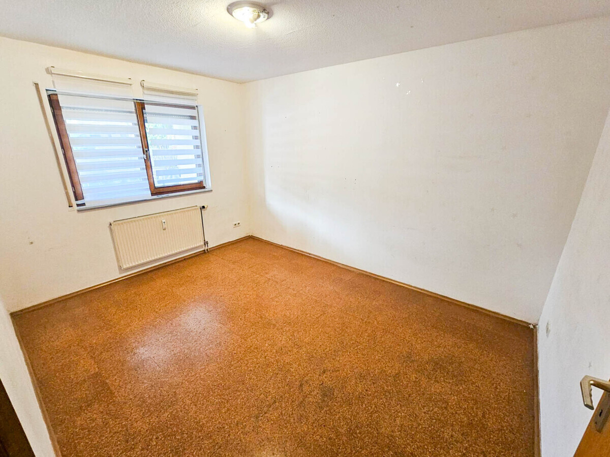 Büro EG