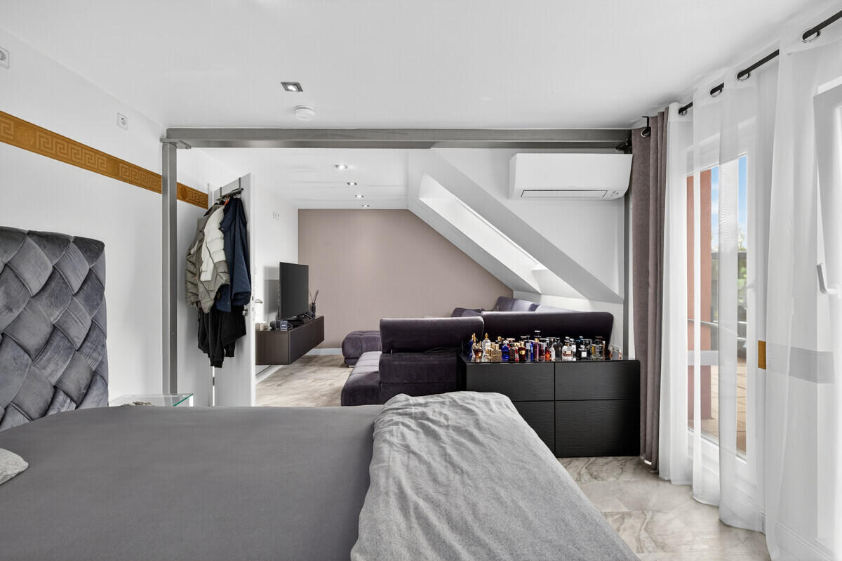 Zimmer OG