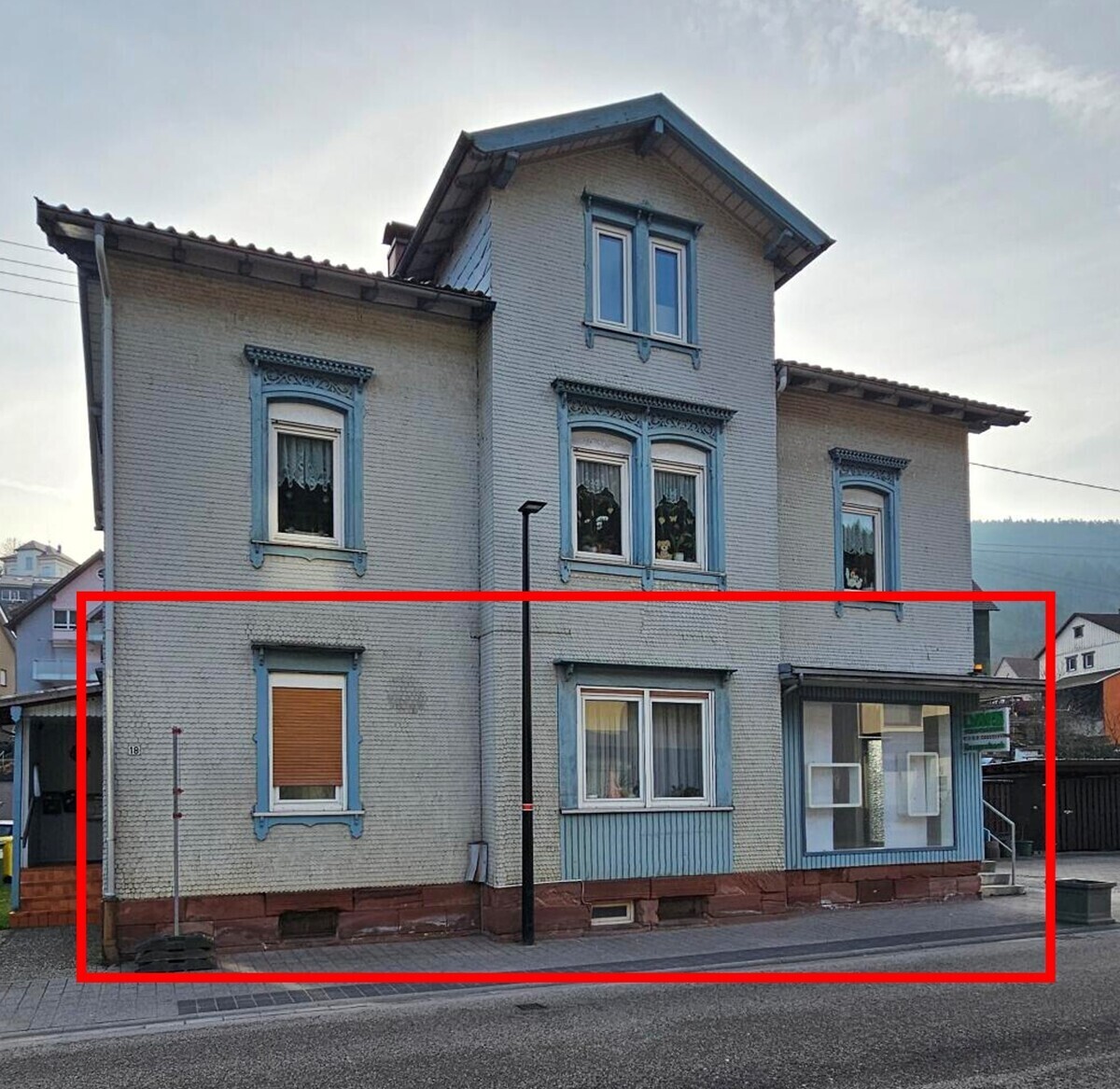 Außenansicht WHG und Grundstück - Kopie