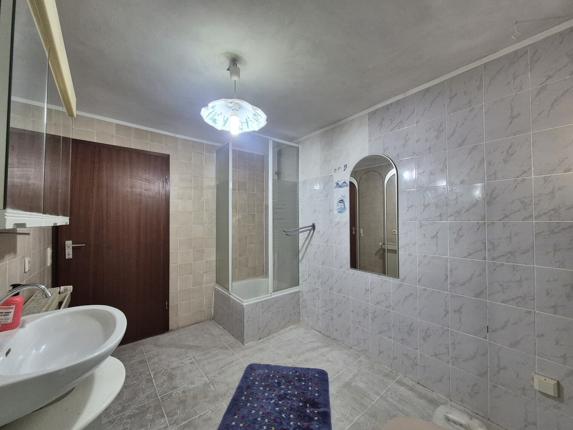 Badezimmer EG