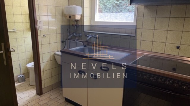 Kellerküche und Toilette