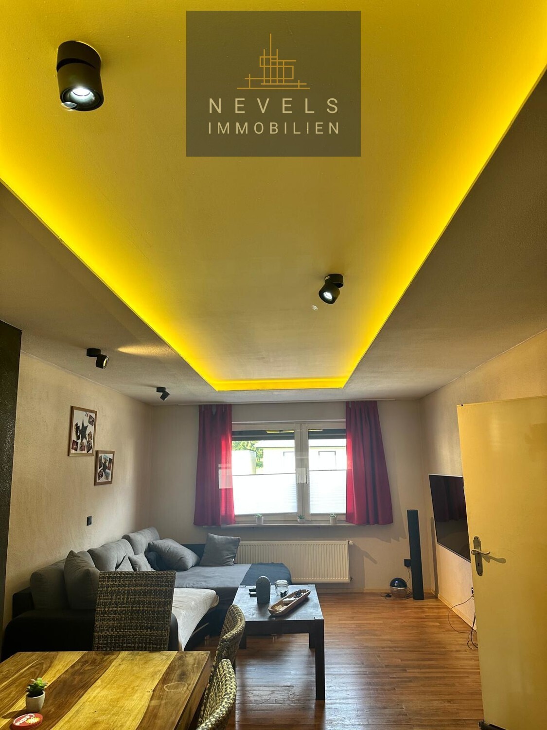 Wohnzimmer (2)