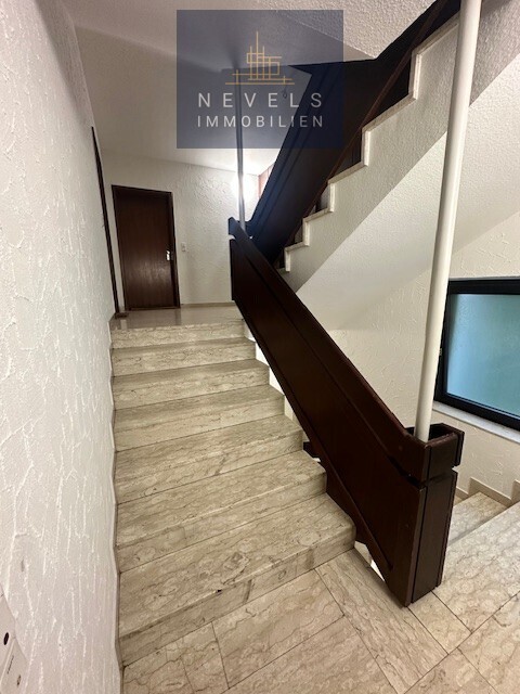Treppenhaus (2)