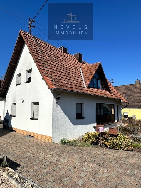 Seitliche Front