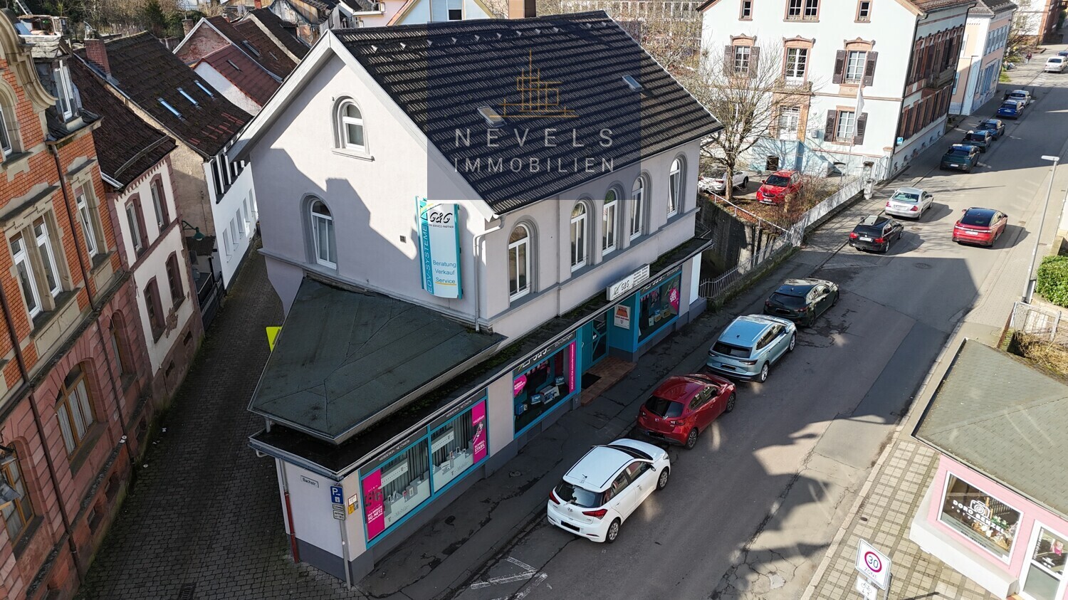Haus Vorne links