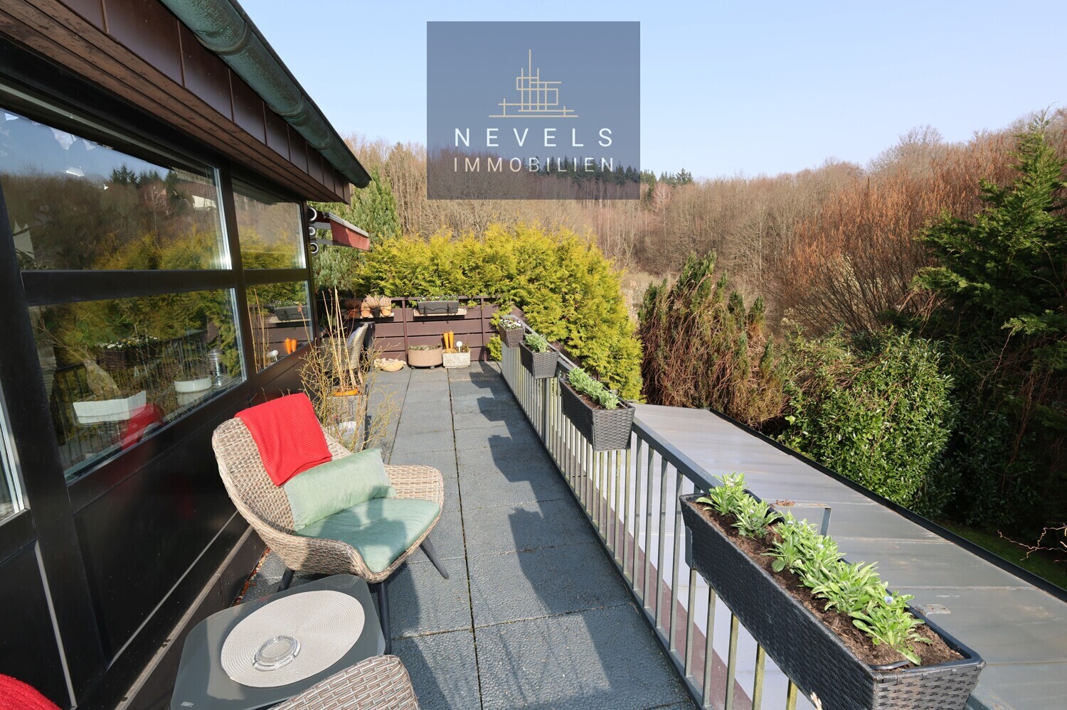 Fernblick der oberen Terrasse