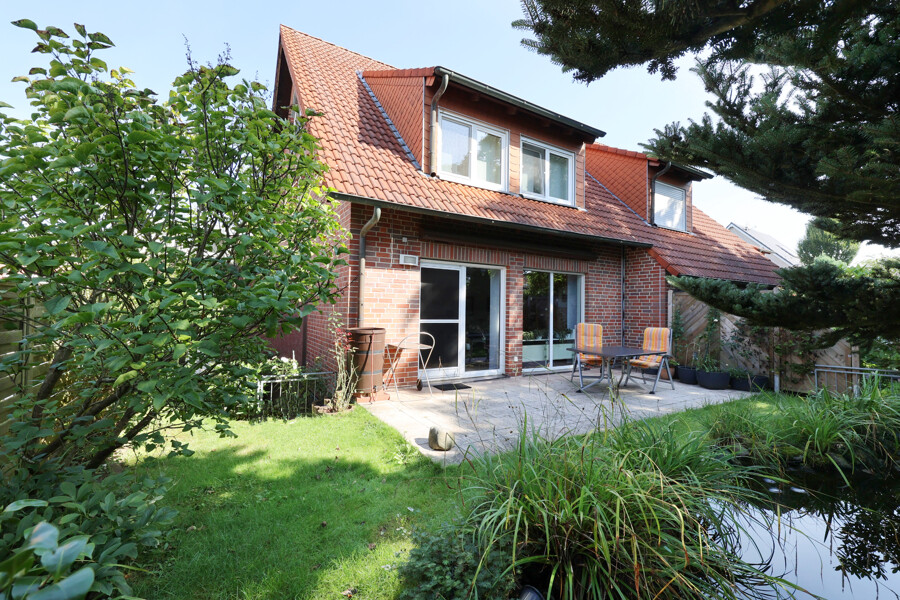 Gartenseite links