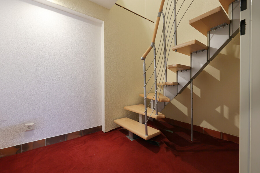 Keller Treppe