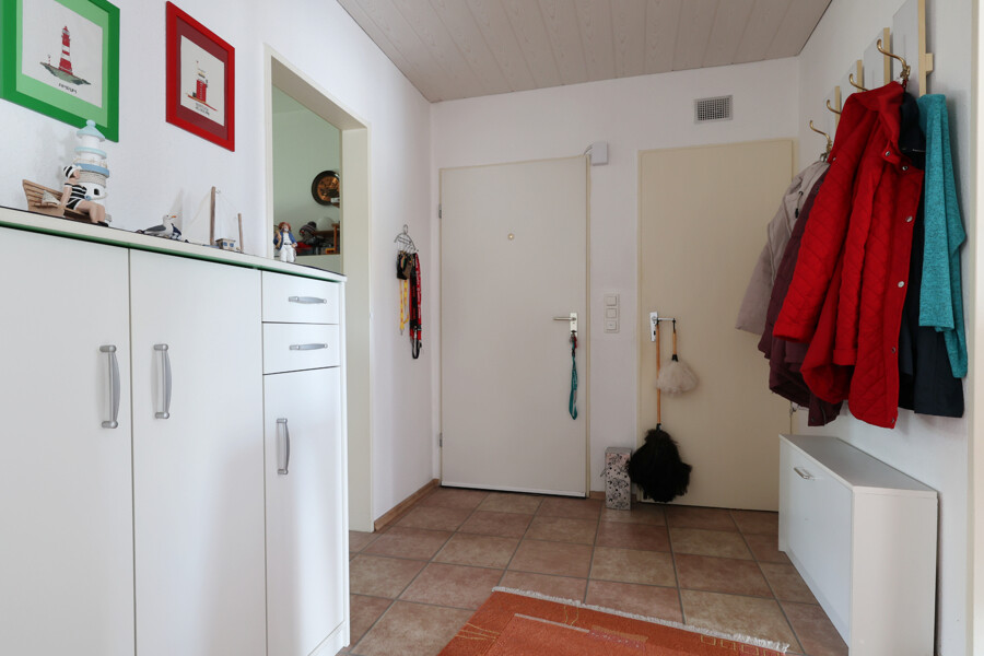 Wohnung EG rechts: Wohnungseingang