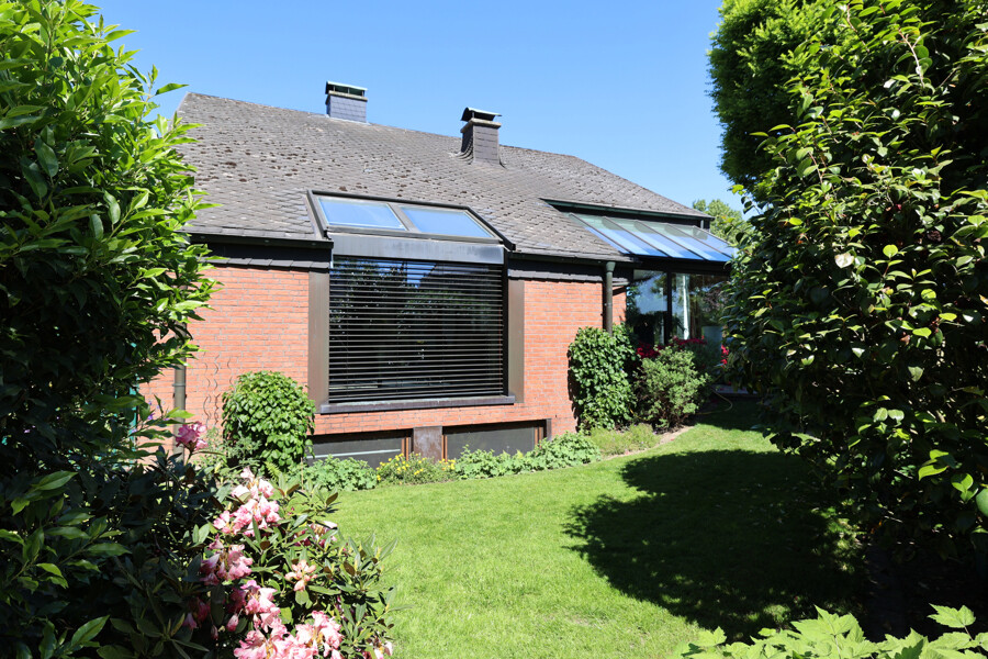 Garten seitlich