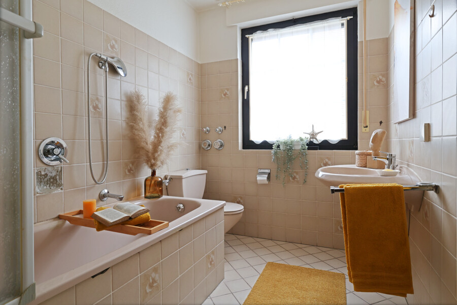 Wohnung OG Bad