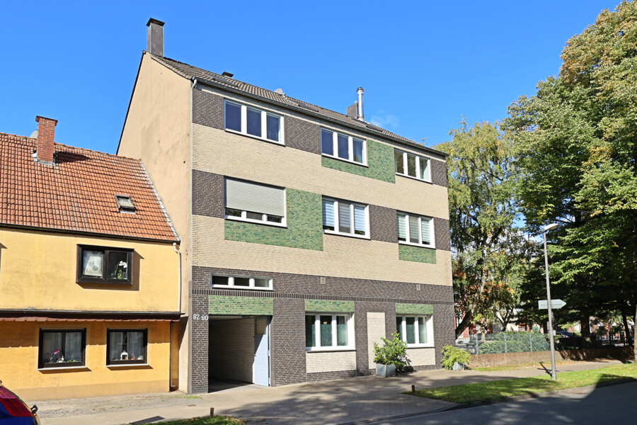 Straßenansicht 