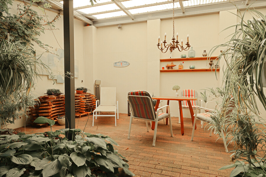 überdachte Terrasse