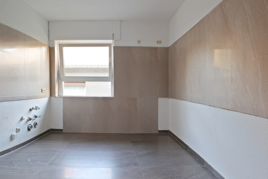 OG Wohnung rechts Küche