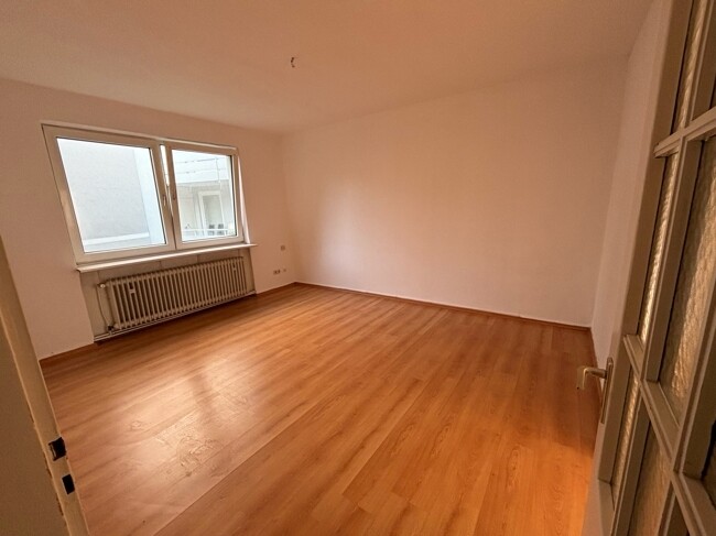 L37 1. OG rechts Bild 4