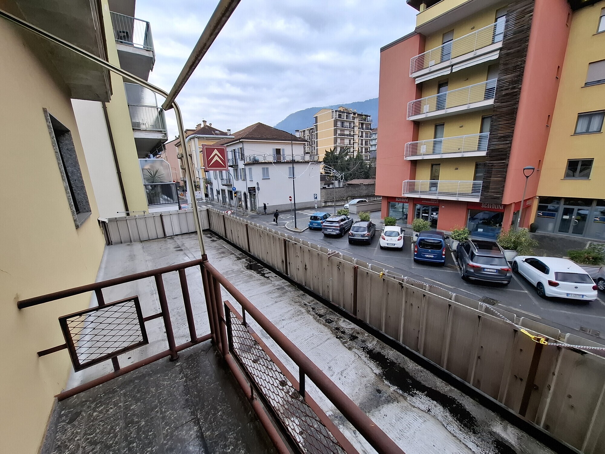 32 Balcone lato ovest