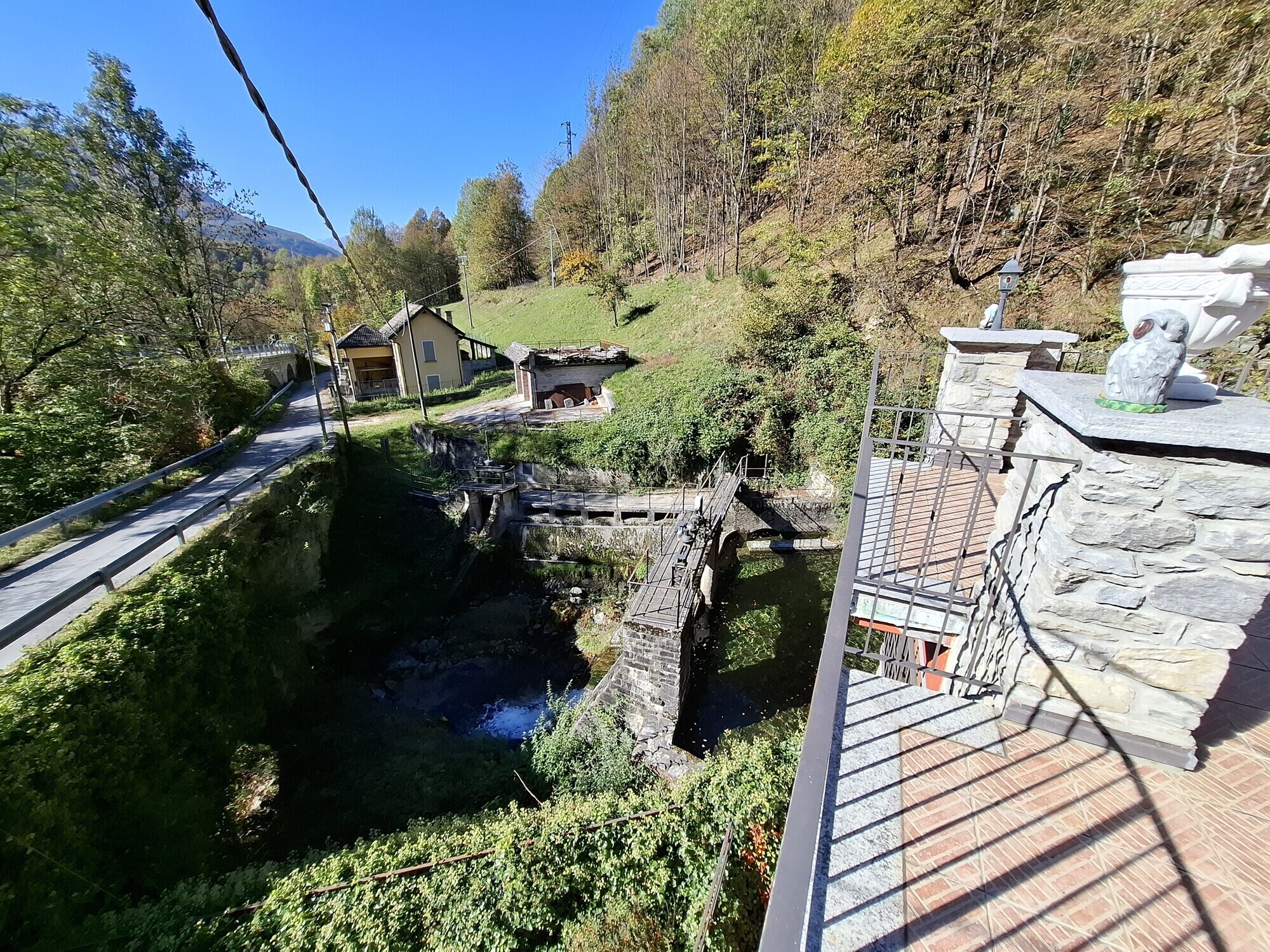 38 Laghetto privato