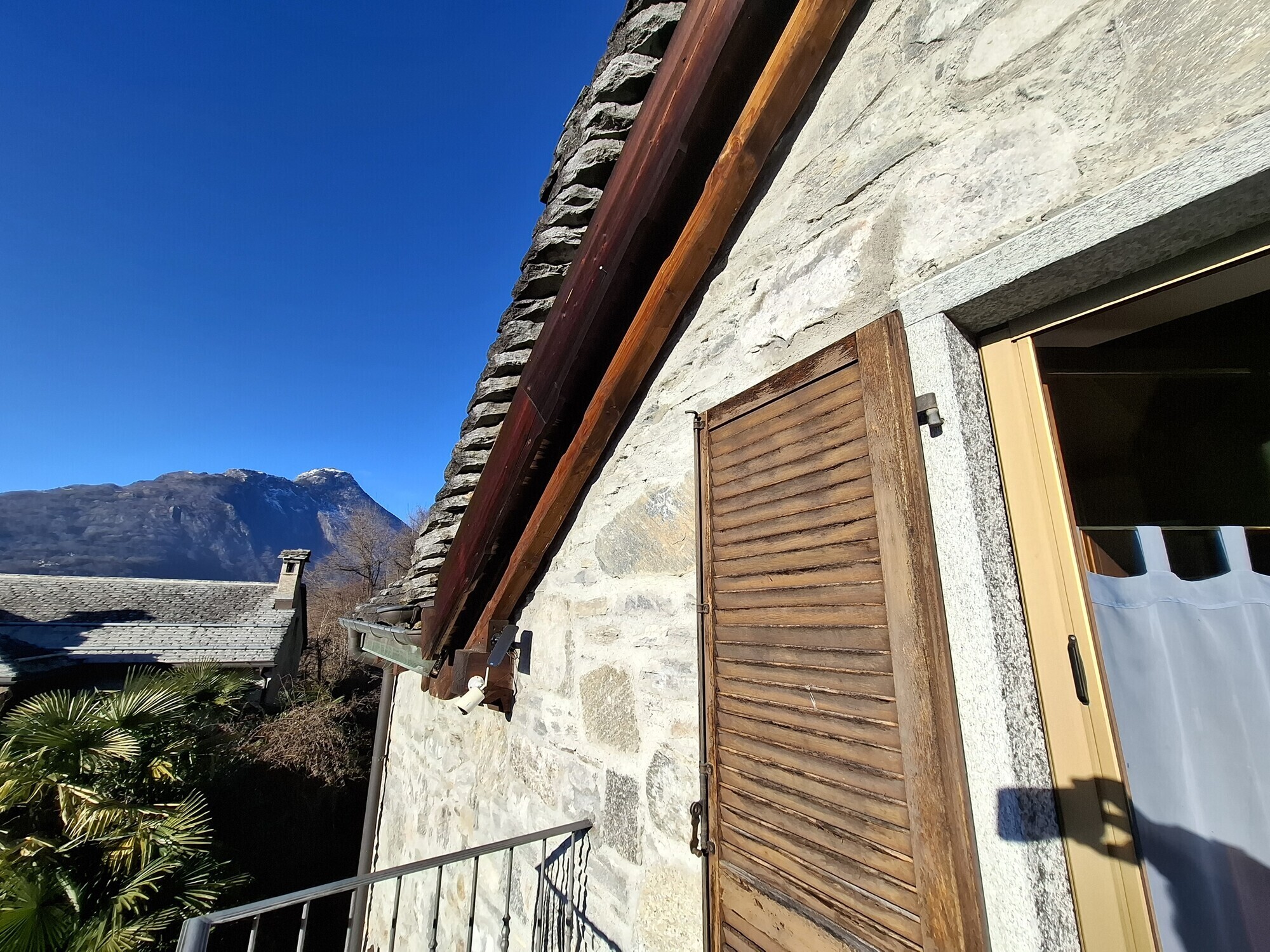 27 DETTAGLIO 