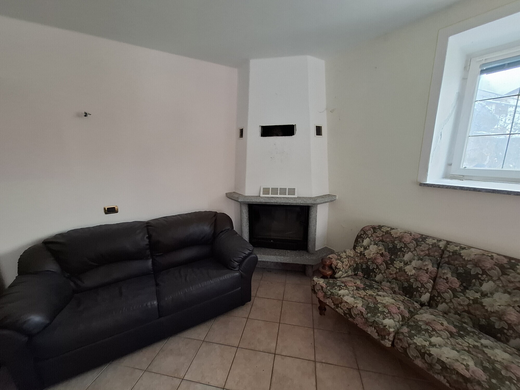 11 Camino in soggiorno 
