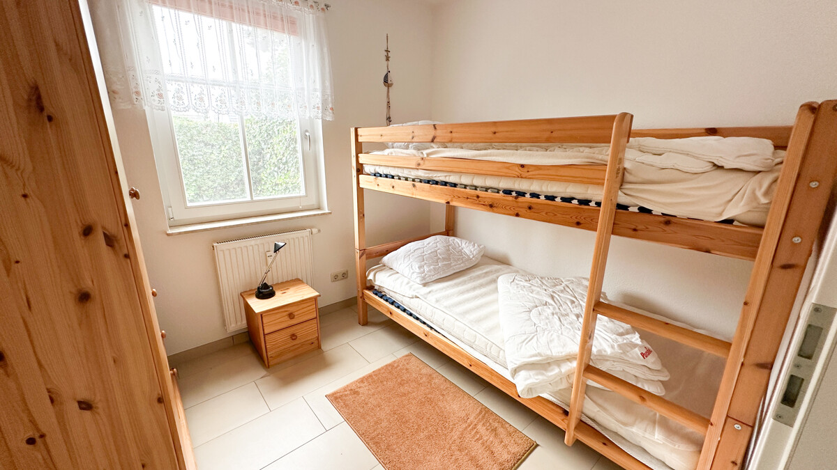 Schlafzimmer 2
