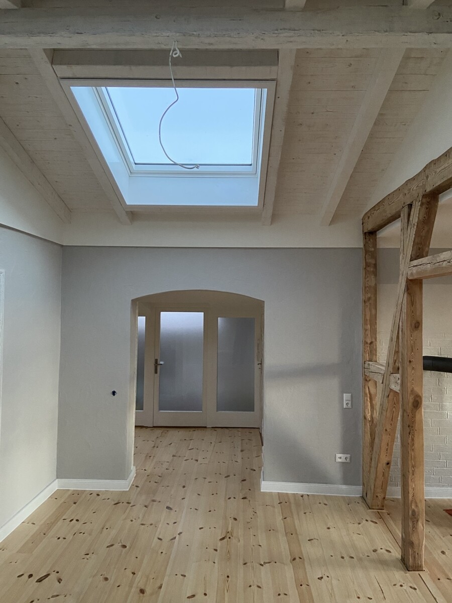 der lichtdurchflutete Eingangsbereich