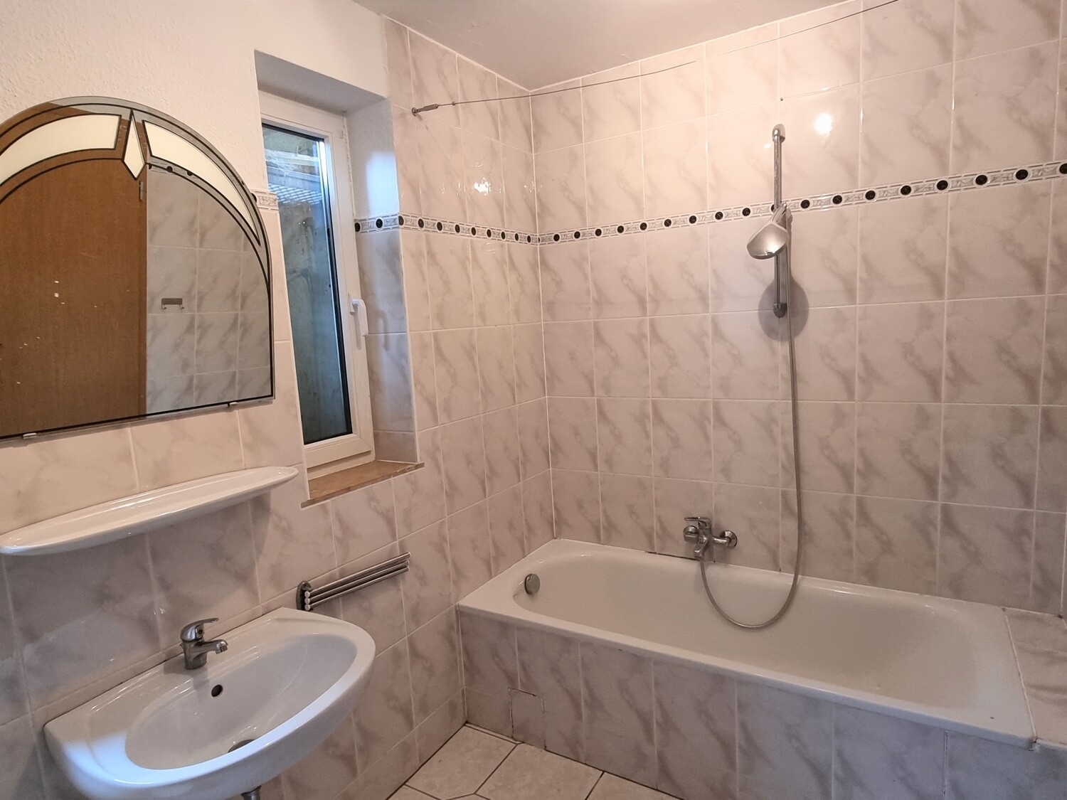 Einliegerwohnung Bad