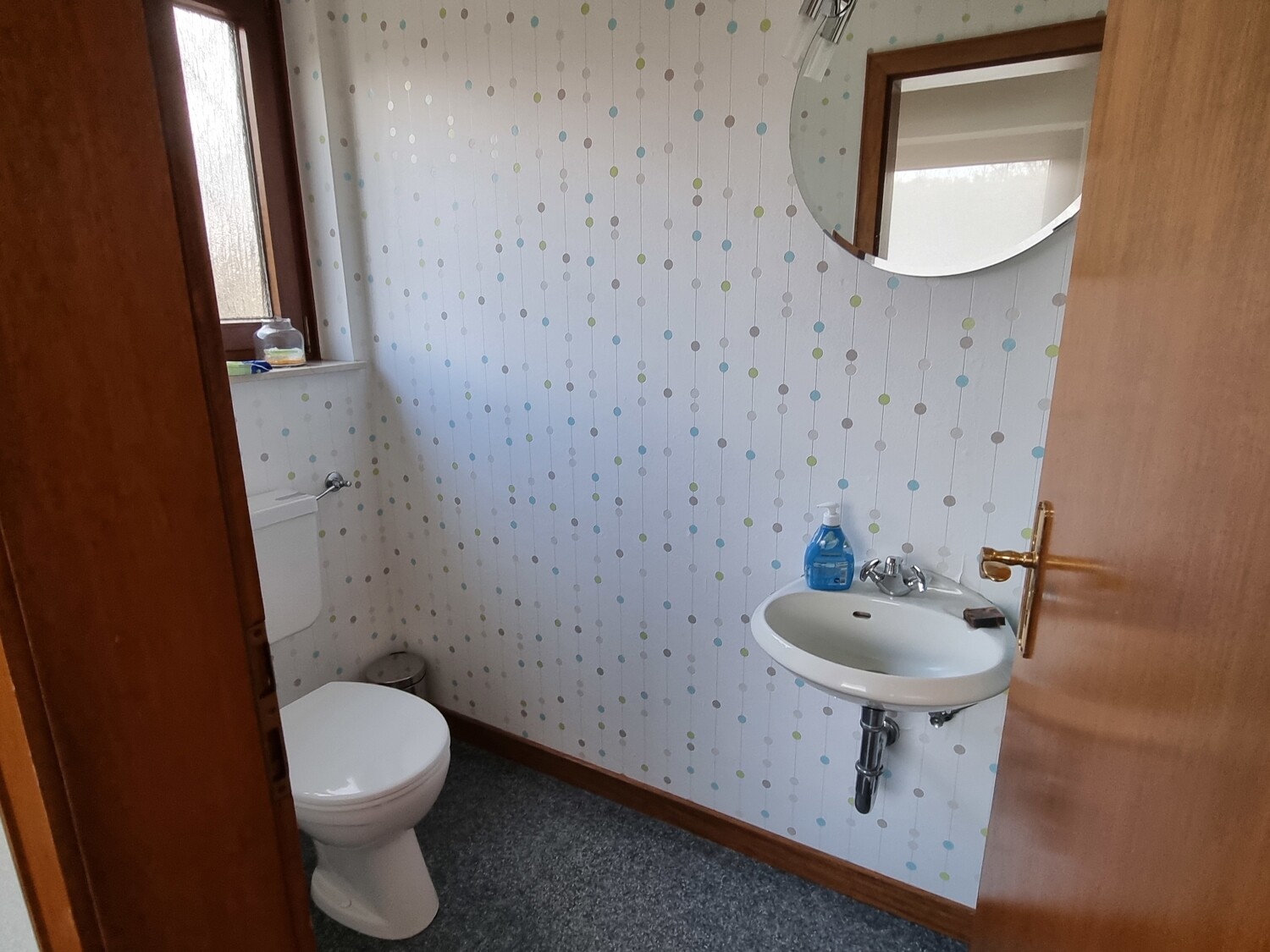 Gäste -WC OG