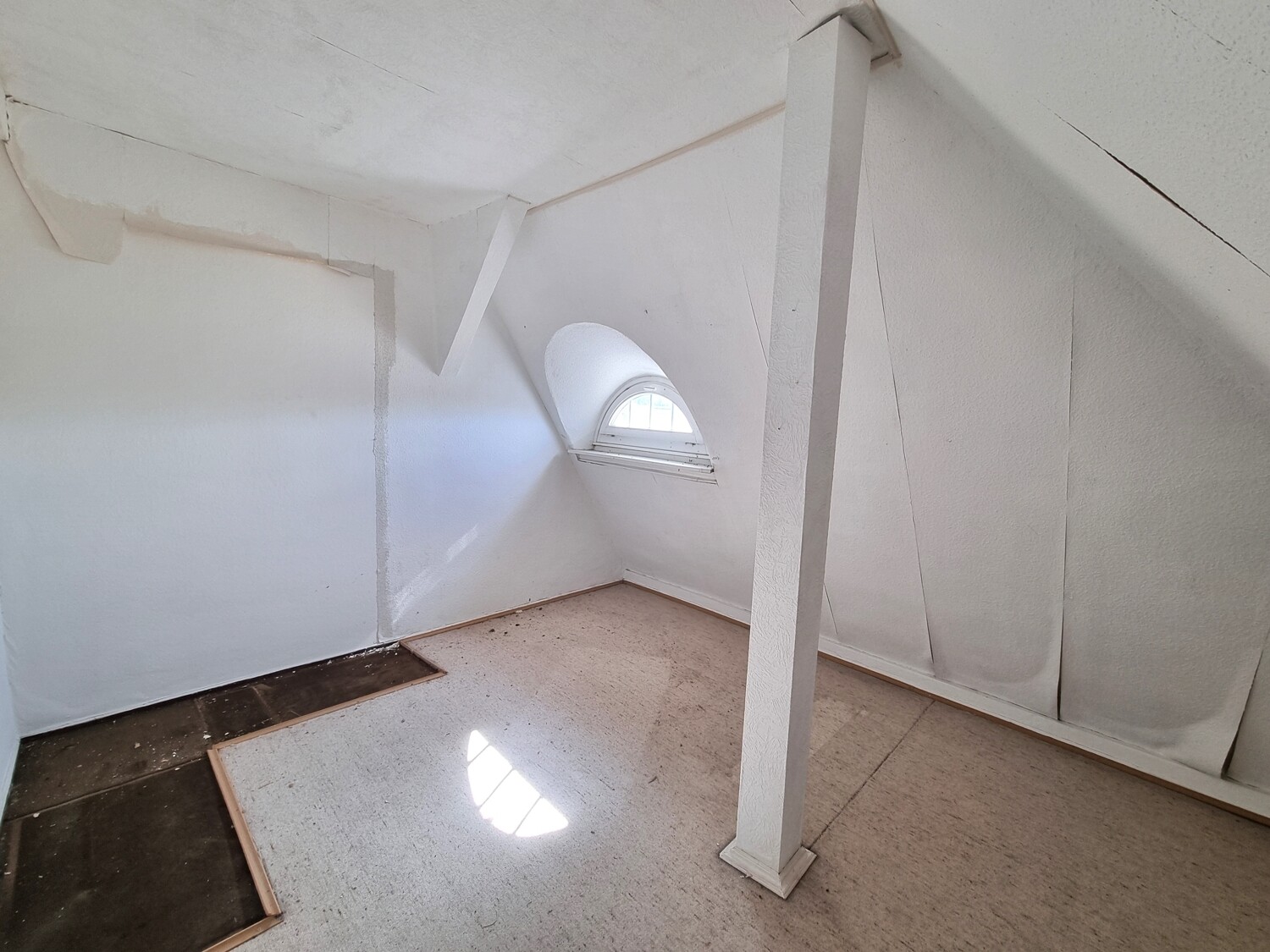 Zimmer im Dachgeschoss