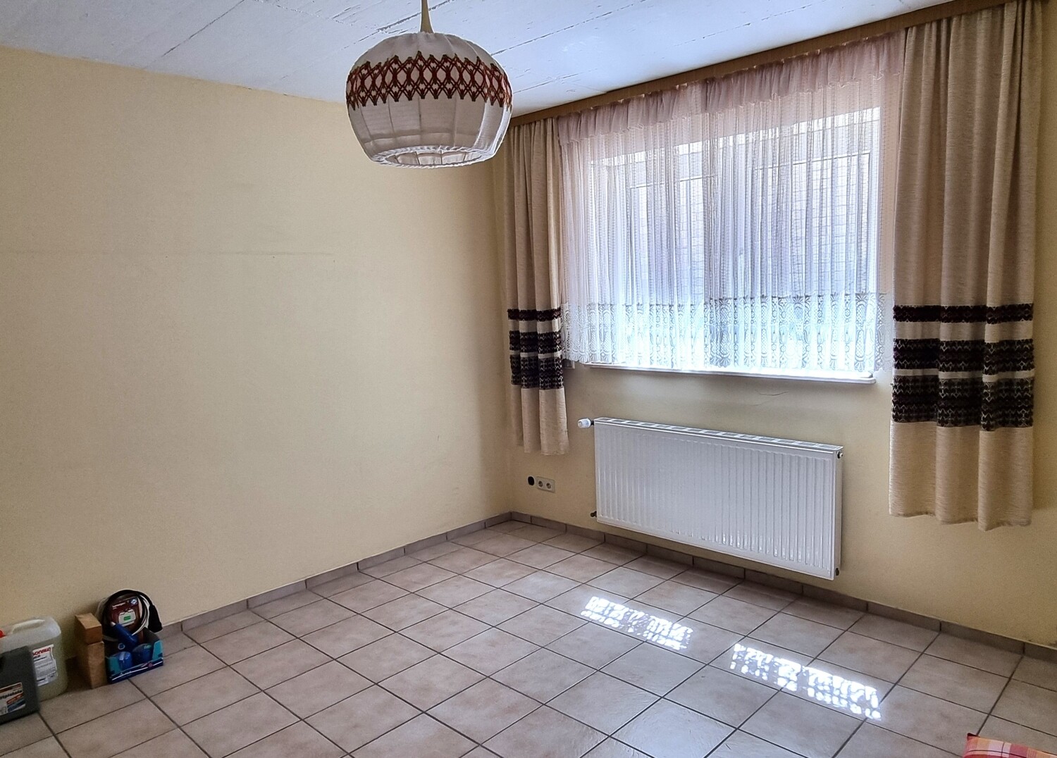 Untergeschoss Zimmer