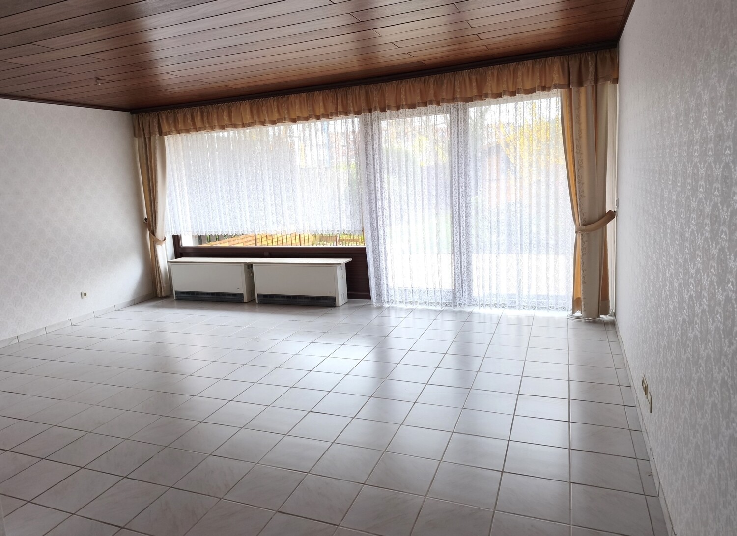 Wohnzimmer Bild 1