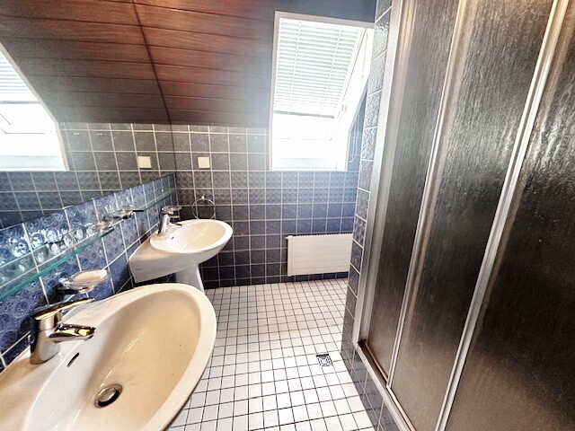 Badezimmer 2