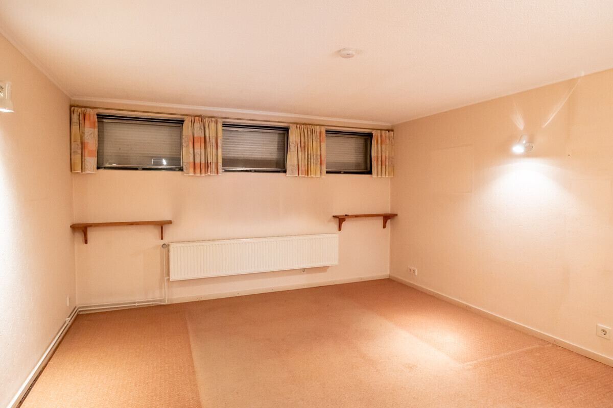 EG Zimmer 4