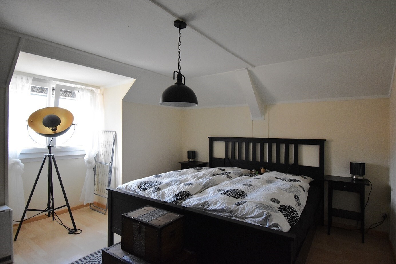 2-ZWG 2. OG Schlafzimmer