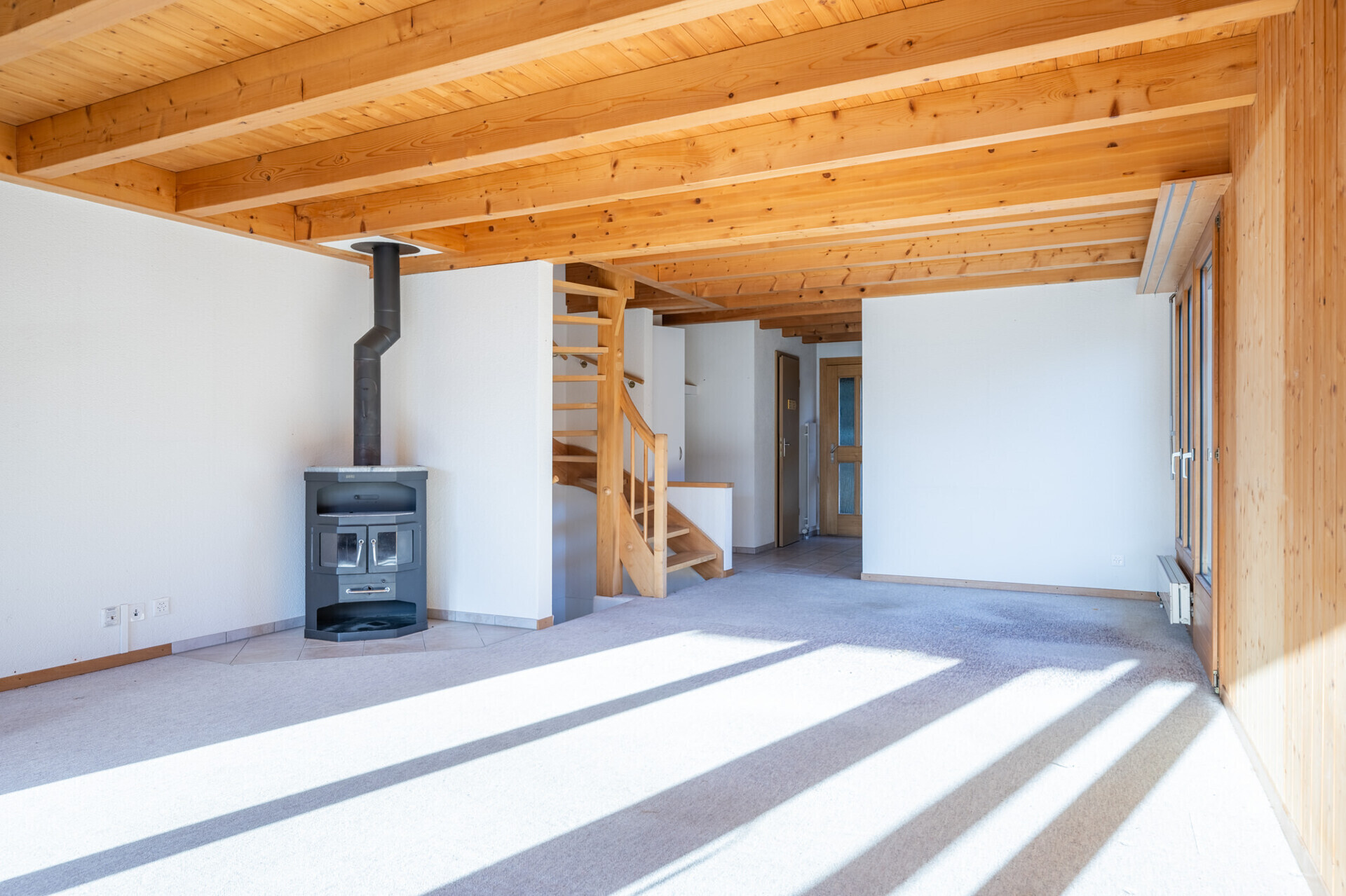 Wohnzimmer mit Essbereich 1. OG