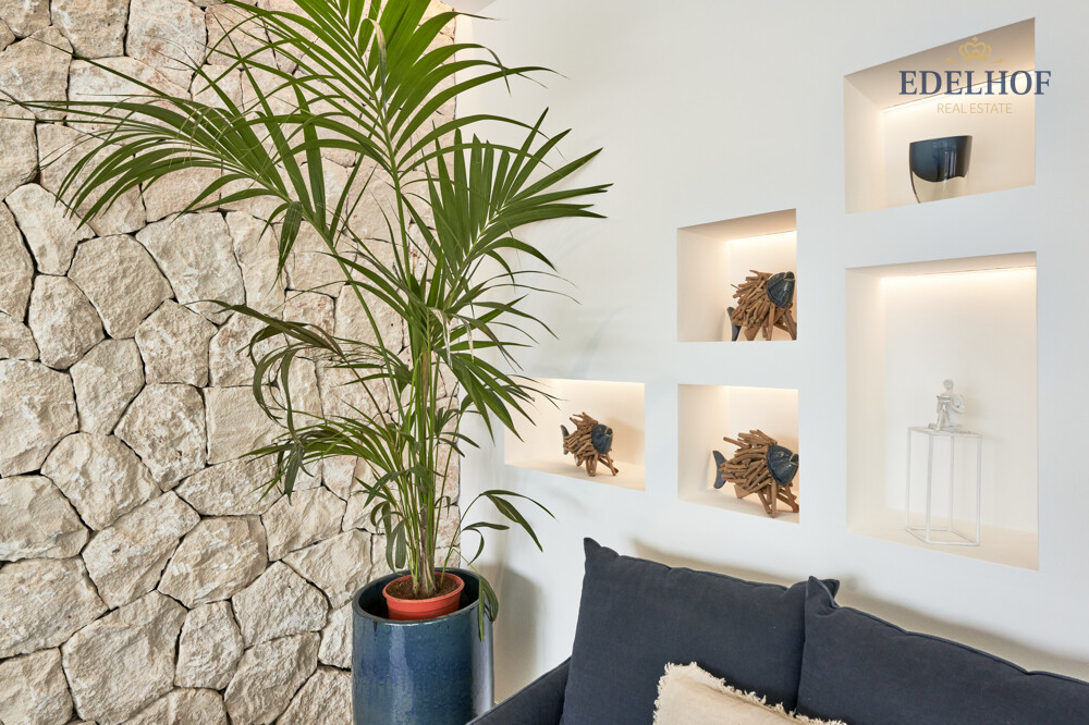 Decoration