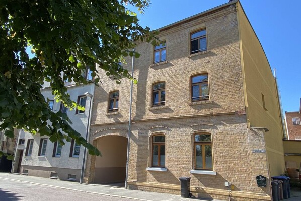 Objektansicht (Straßenseite)