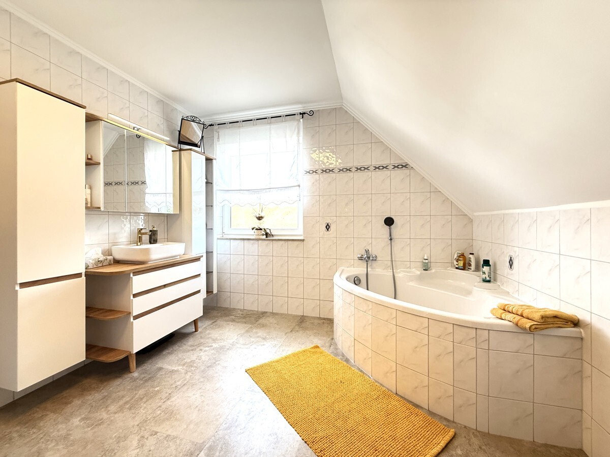 Badezimmer Dachgeschoss