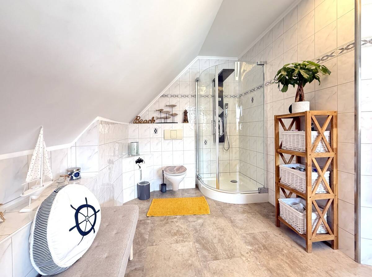 Badezimmer Dachgeschoss