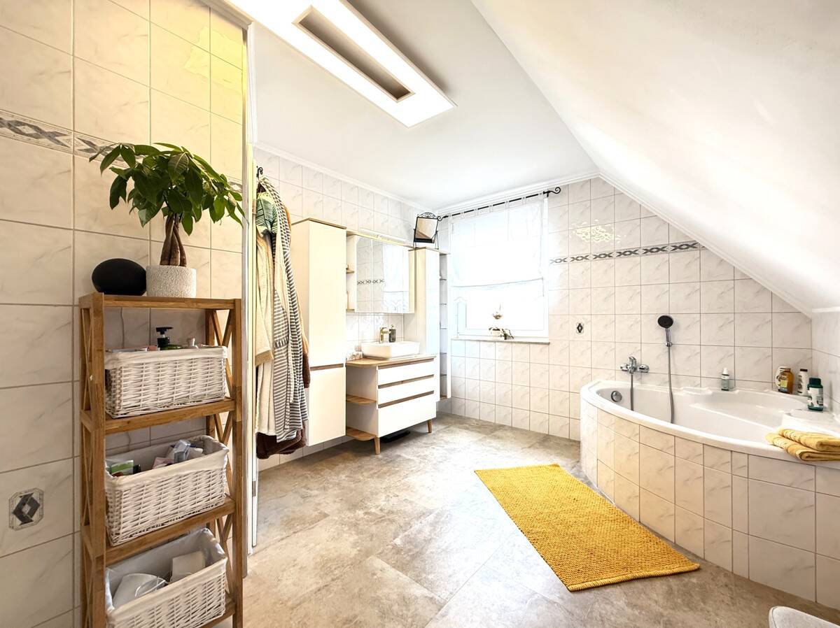 Badezimmer Dachgeschoss